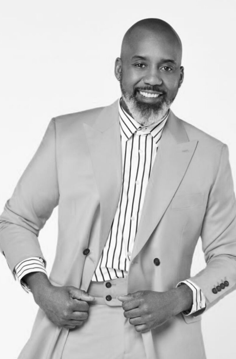 MODECANADAROCKS - Fashion and Interior Designer, Caffery Vanhorne